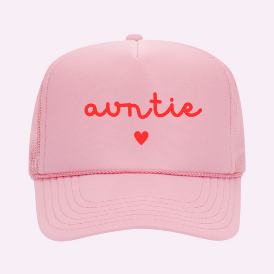 AUNTIE HEART ♡ trucker hat