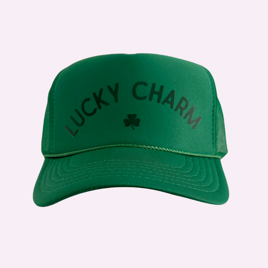 LUCKY CHARM ♡ printed trucker hat