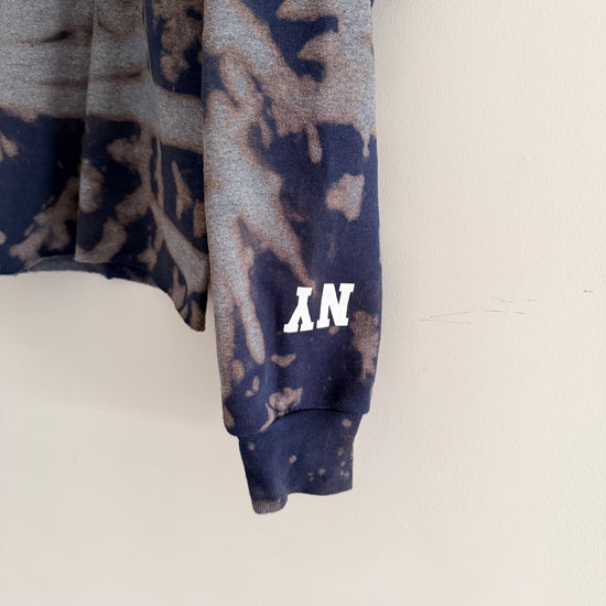 SAMPLE SALE ♡ SIZE MEDIUM ♡ sweatshirt