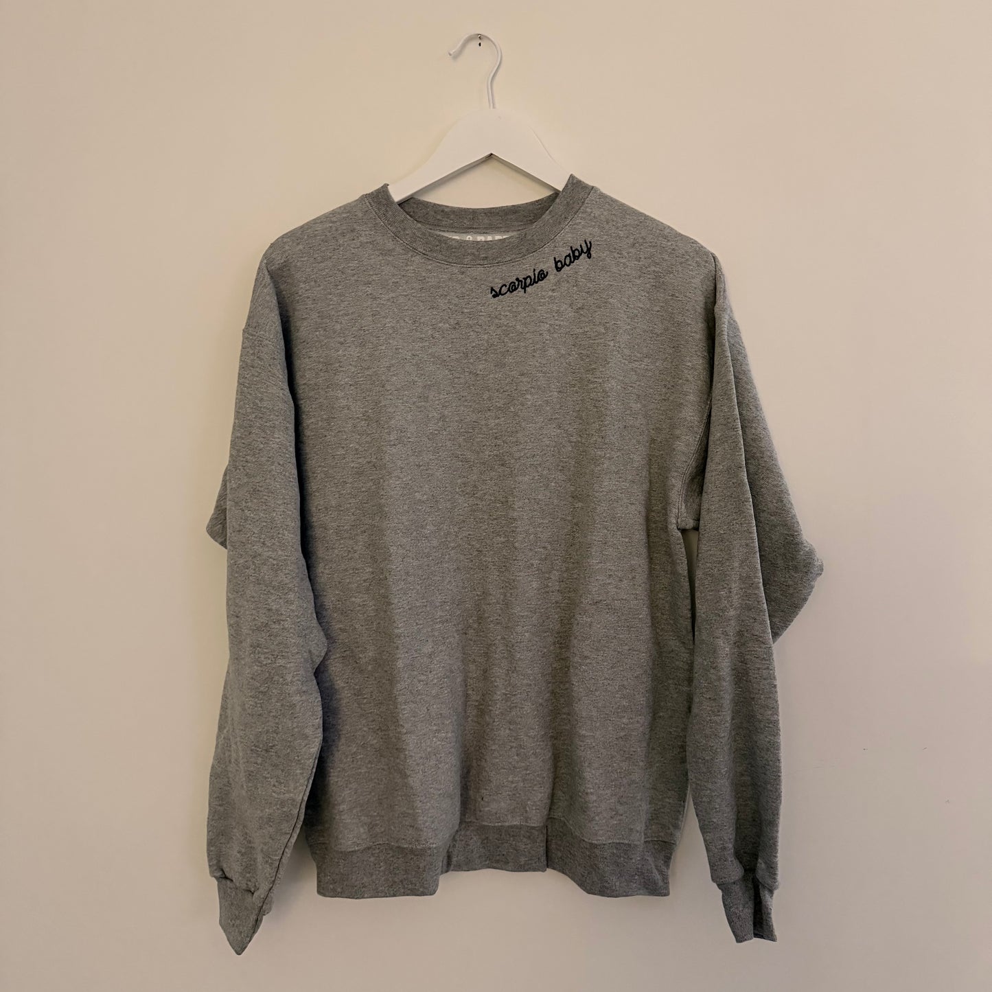 SAMPLE SALE ♡ SIZE MEDIUM ♡ sweatshirt