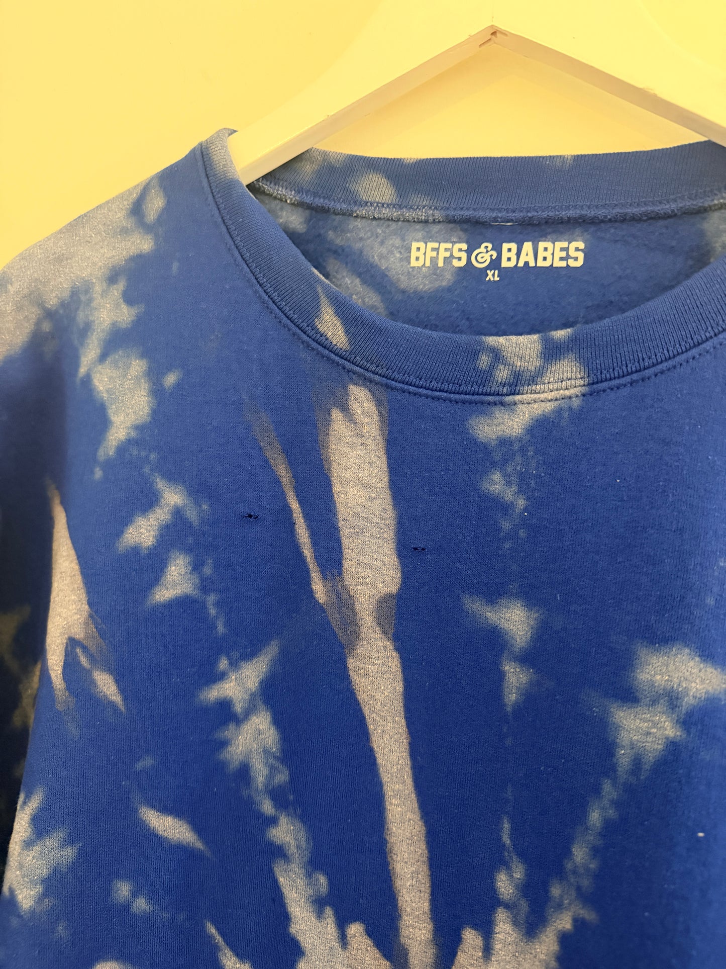 SAMPLE SALE ♡ SIZE XL ♡ sweatshirt