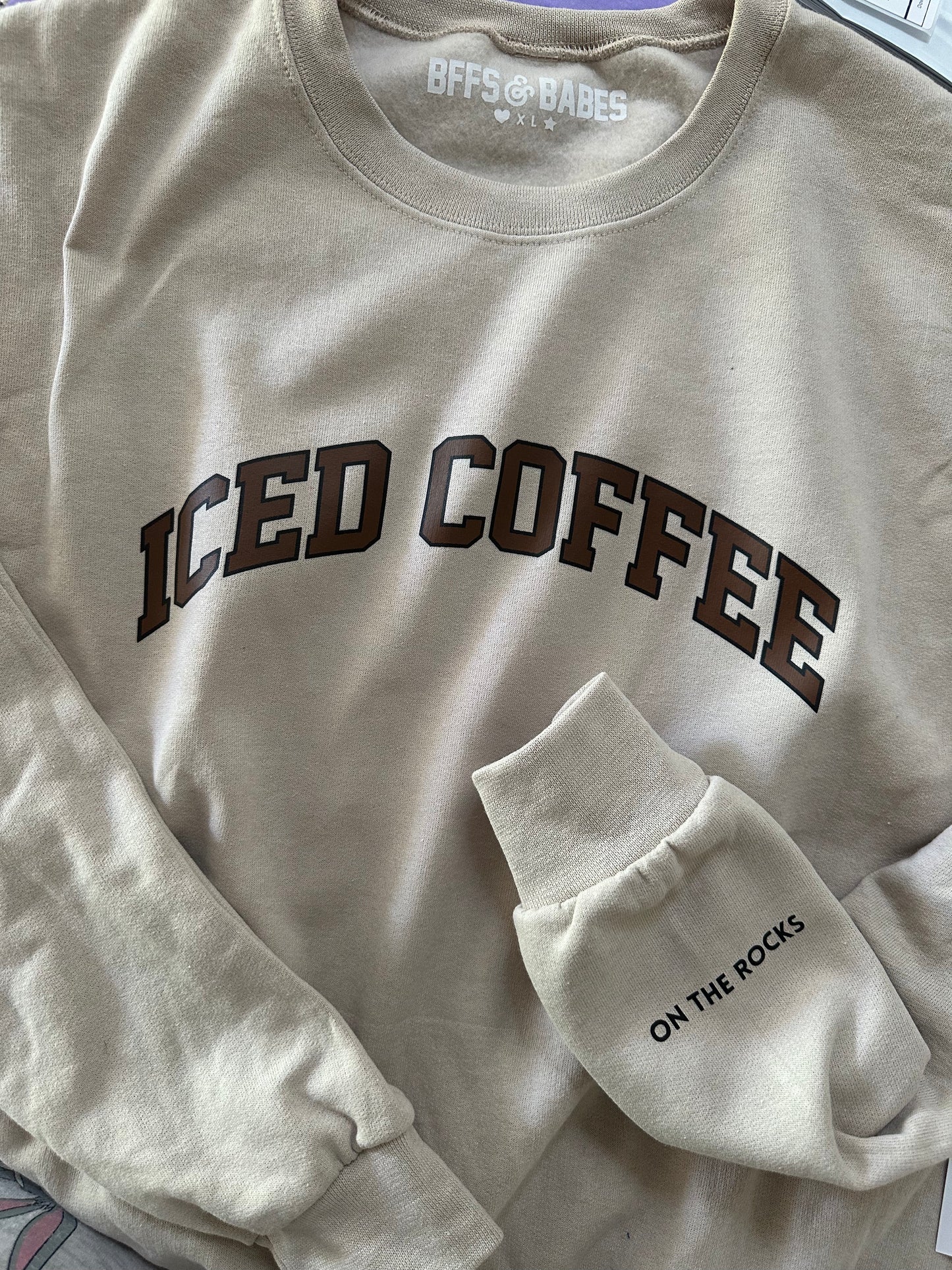 ICED COFFEE ♡ sweatshirt with customizable cuff