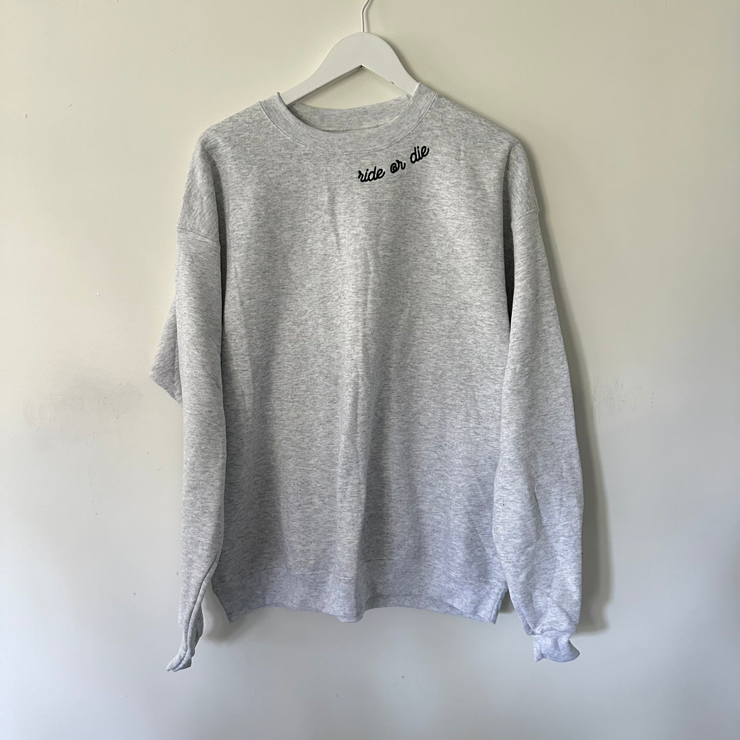 SAMPLE SALE ♡ SIZE LARGE ♡ sweatshirt