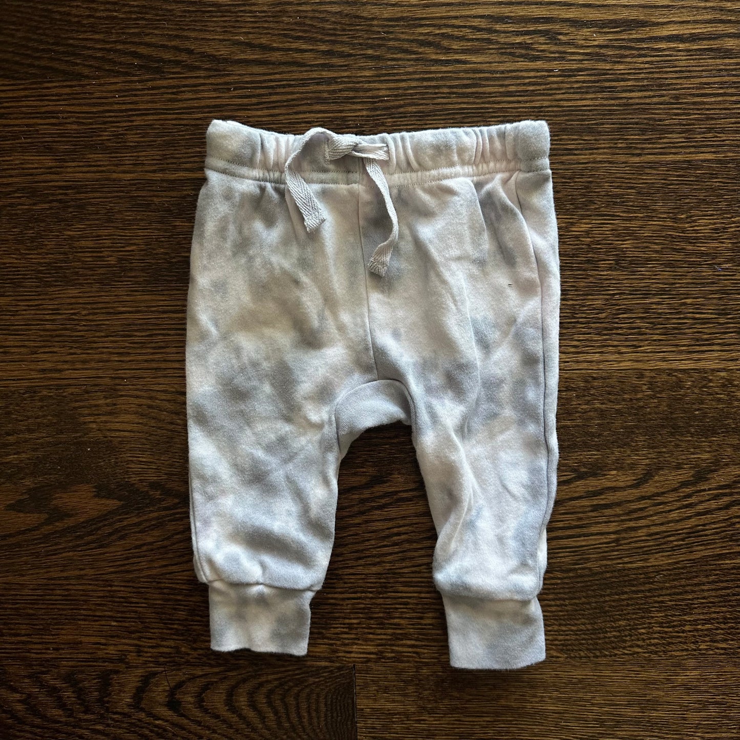 SAMPLE SALE ♡ BABY ♡ 0-3 month tie-dye pant