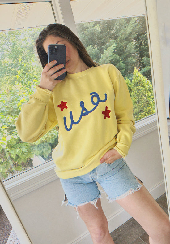 Load image into Gallery viewer, ULTRA USA ♡ embroidered usa sweatshirt
