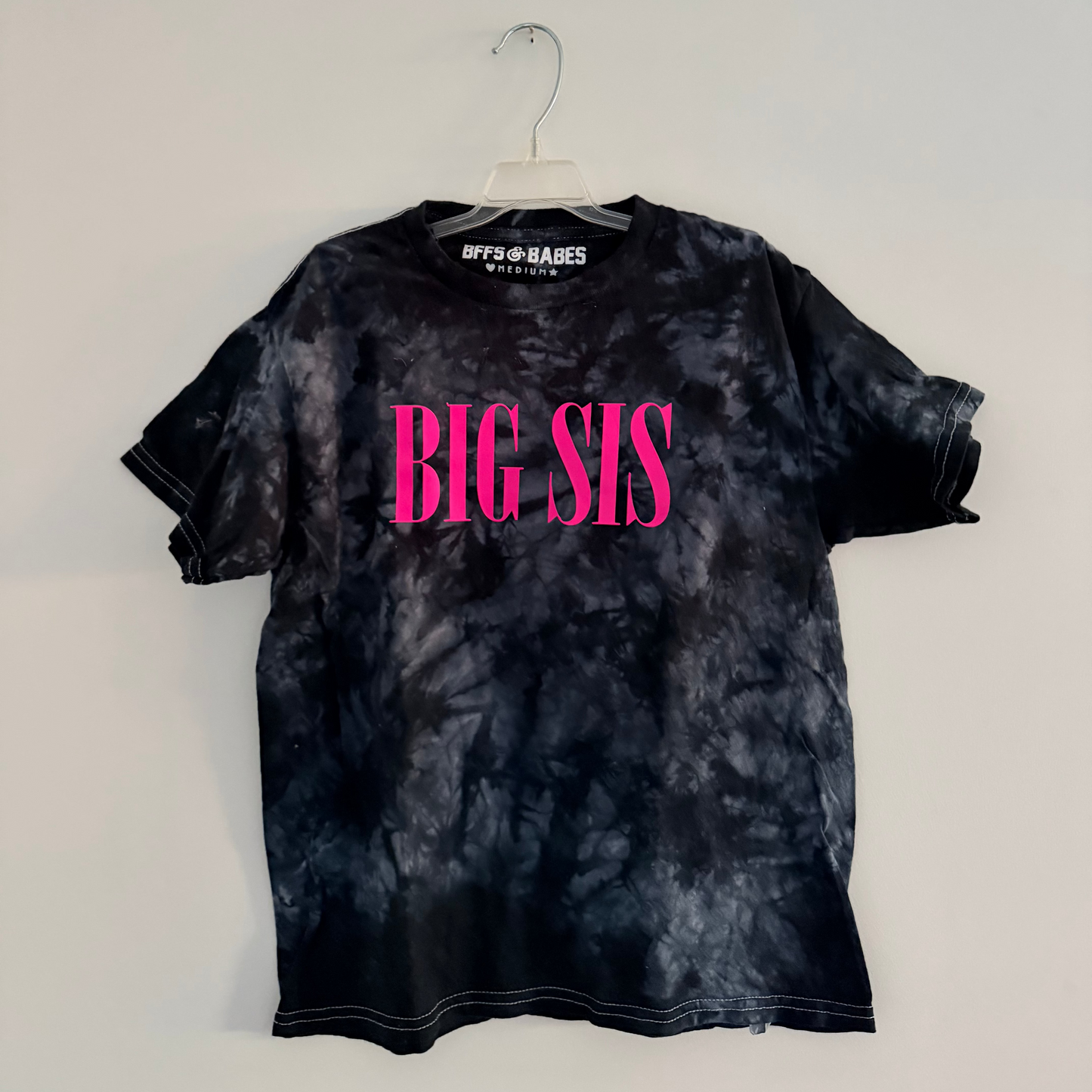 SAMPLE SALE ♡ KIDS ♡ Youth M t-shirt