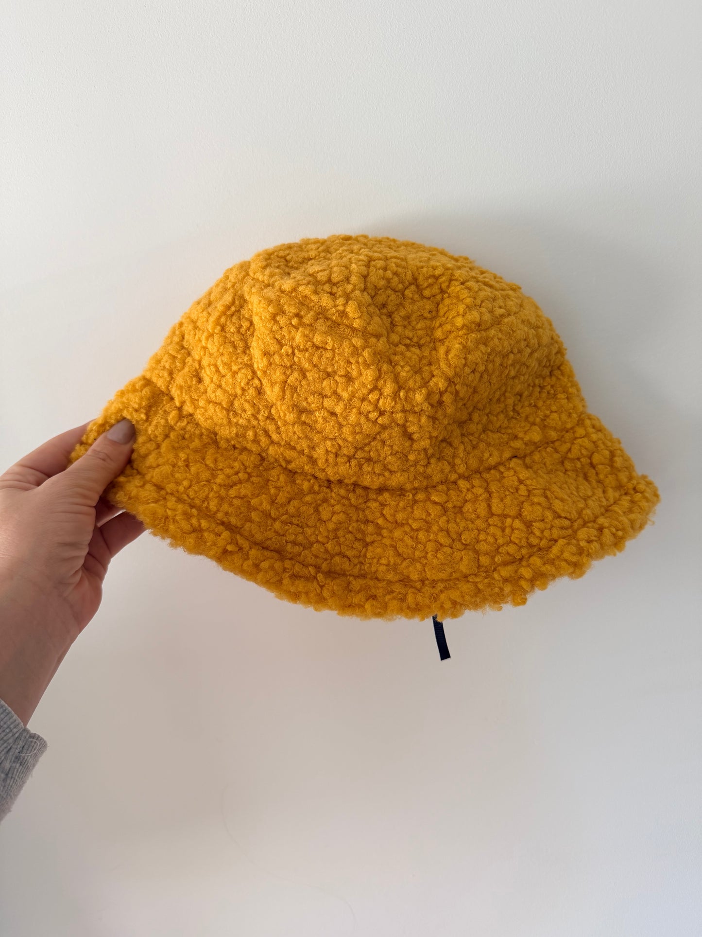 SAMPLE SALE ♡ ACCESSORIES ♡ bucket hat