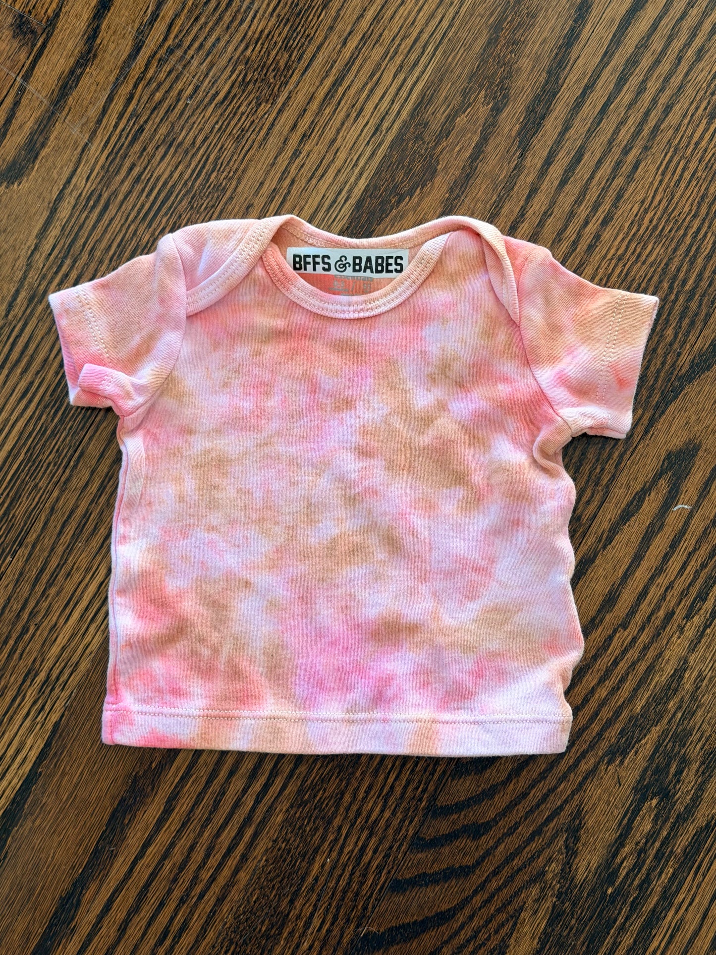 SAMPLE SALE ♡ BABY ♡ 0-3m shirt