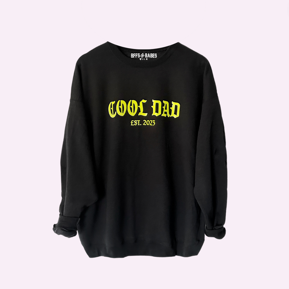 
                
                    Load image into Gallery viewer, ESTABLISHED AF ♡ personalizable cool dad sweatshirt
                
            