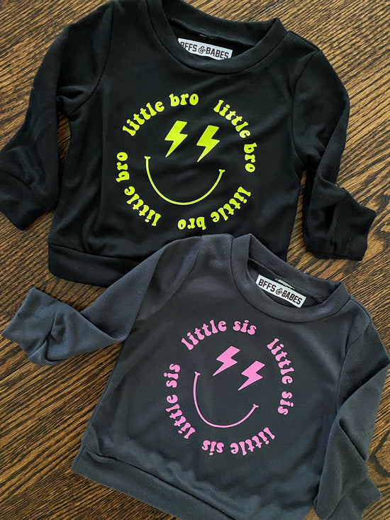 Load image into Gallery viewer, HAPPY LITTLE BRO ♡ graphic pullover
