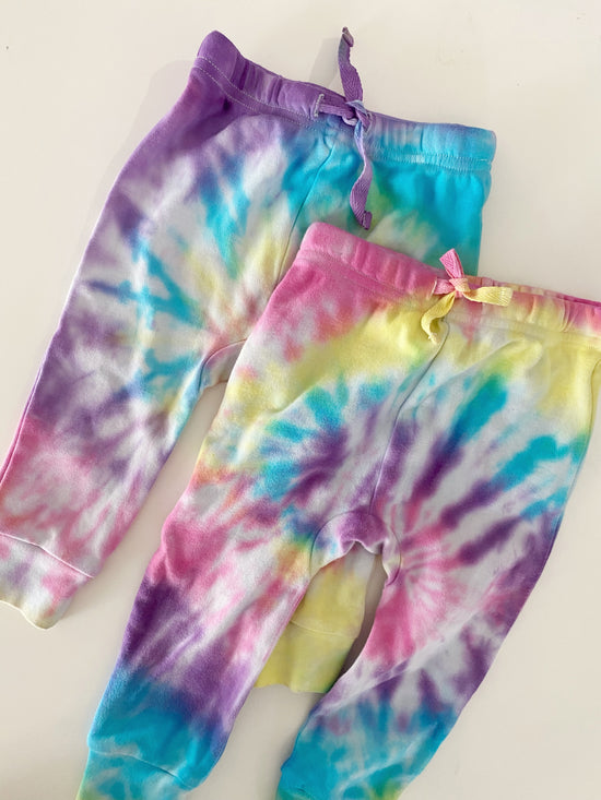 Load image into Gallery viewer, MULTIE BABY PANTS ♡ tie-dye baby joggers
