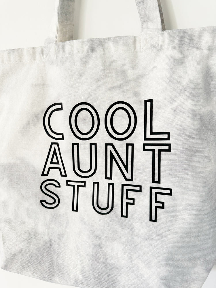 
                
                    Load image into Gallery viewer, COOL AUNT TOTE ♡ tie-dye tote bag with cool aunt stuff print
                
            