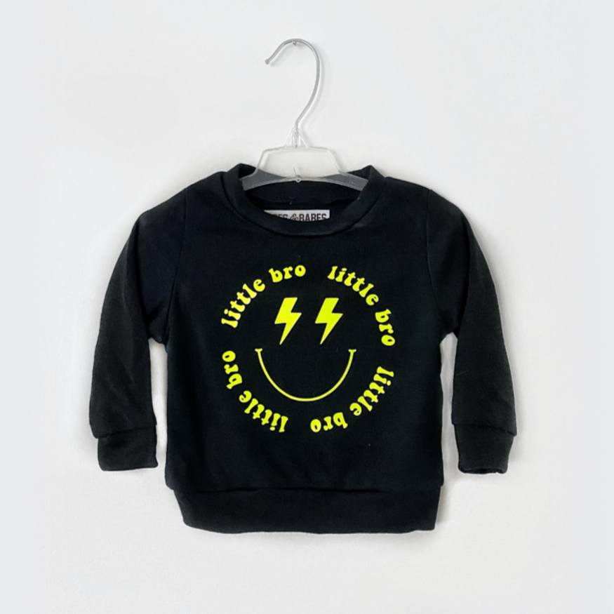 Load image into Gallery viewer, HAPPY LITTLE BRO ♡ graphic pullover
