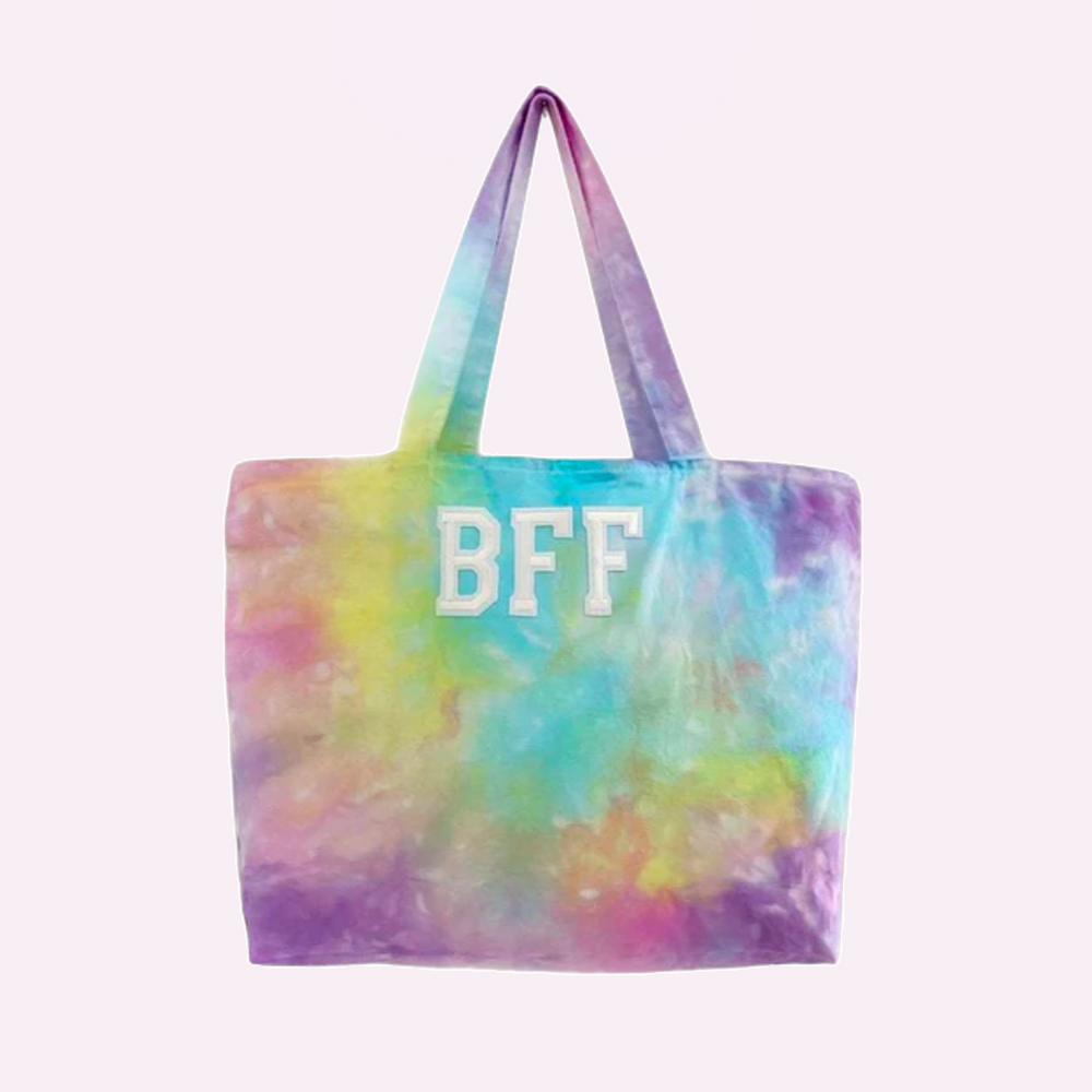 
                
                    Load image into Gallery viewer, GIRLS TRIP ♡ multie rainbow tote
                
            