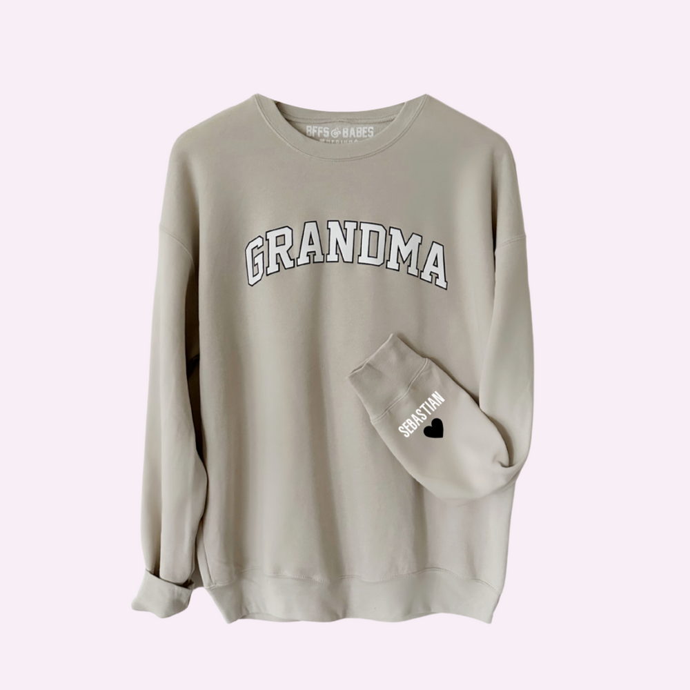LOVE ON THE CUFF ♡ beige grandma sweatshirt with personalized cuff