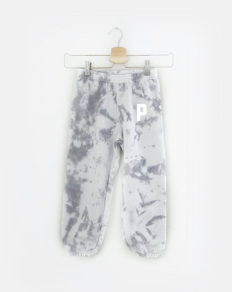
                
                    Load image into Gallery viewer, SMOKE SHOW YOUTHSWEATS ♡ joggers
                
            