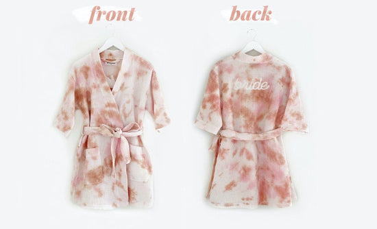 Load image into Gallery viewer, GOTYA BACK ♡ embroidered stitch on back mini robe
